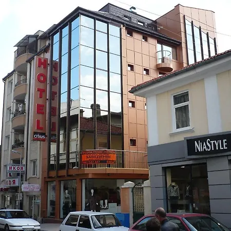 Citius فندق فارنا
